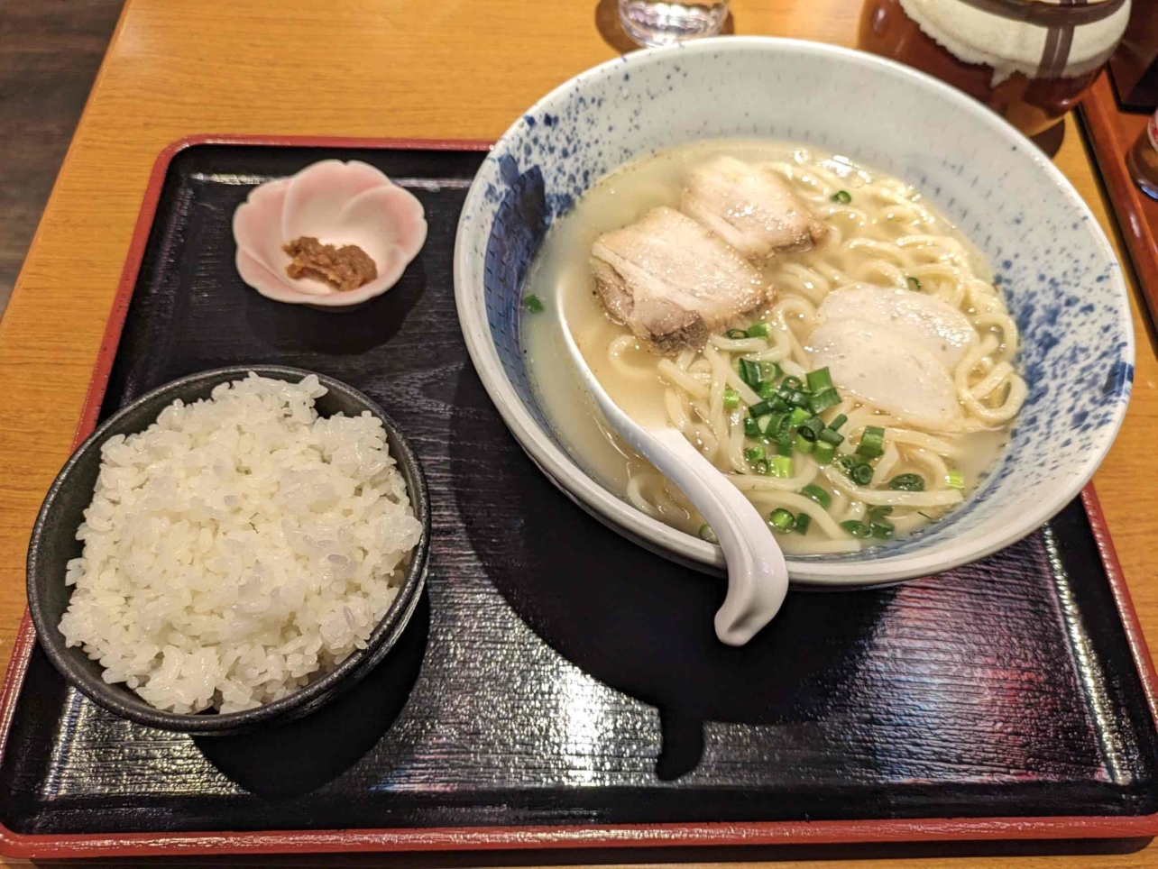 沖縄そば☆彡「星の浜食堂」