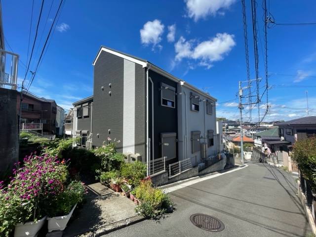 【アーヴェル東白楽】東急東横線 反町駅と東白楽駅に徒歩１０分以内の１R☆彡内装きれいです