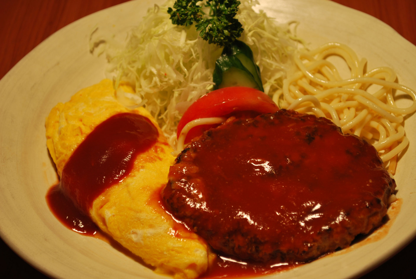 ☆行列の絶えない名店！コスパ抜群ランチ☆【洋食屋マック】
