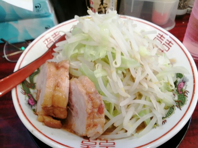 二郎系ラーメンのお店です！ぶっ豚 向ヶ丘遊園店