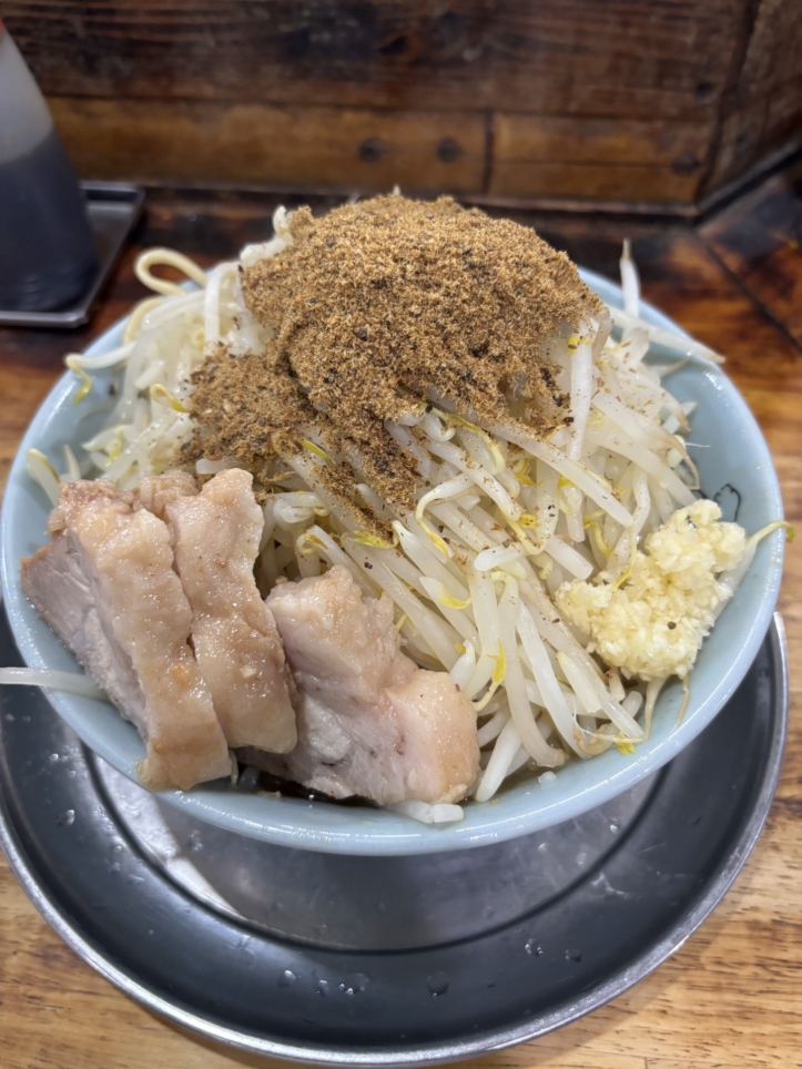二郎インスパイアラーメン！【麺でる】