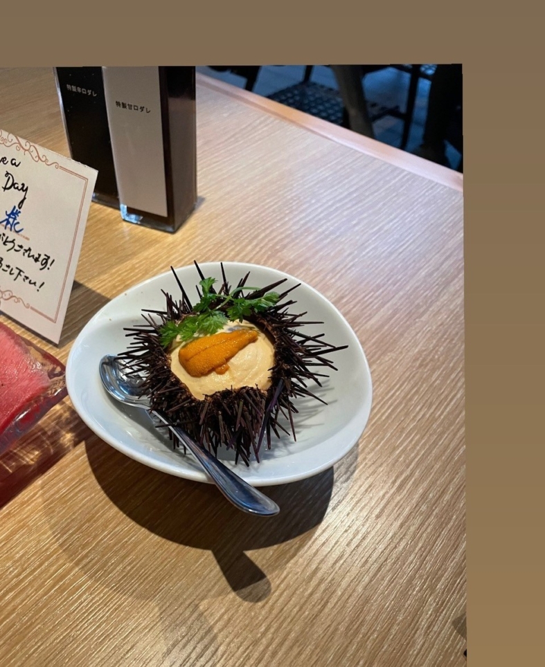 サプライズで肉フラワープレートが登場「横浜焼肉Kintan」