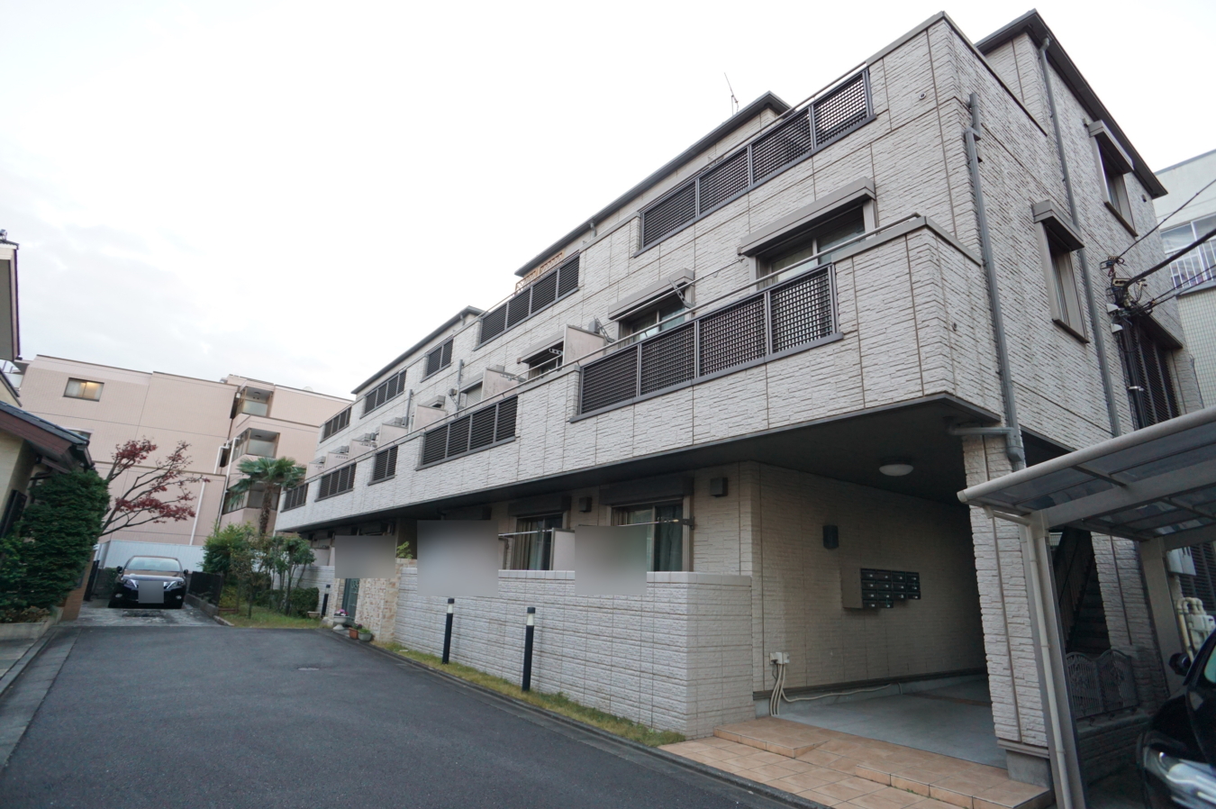 駅徒歩２分！オーナー併用住宅！（ブランドール）