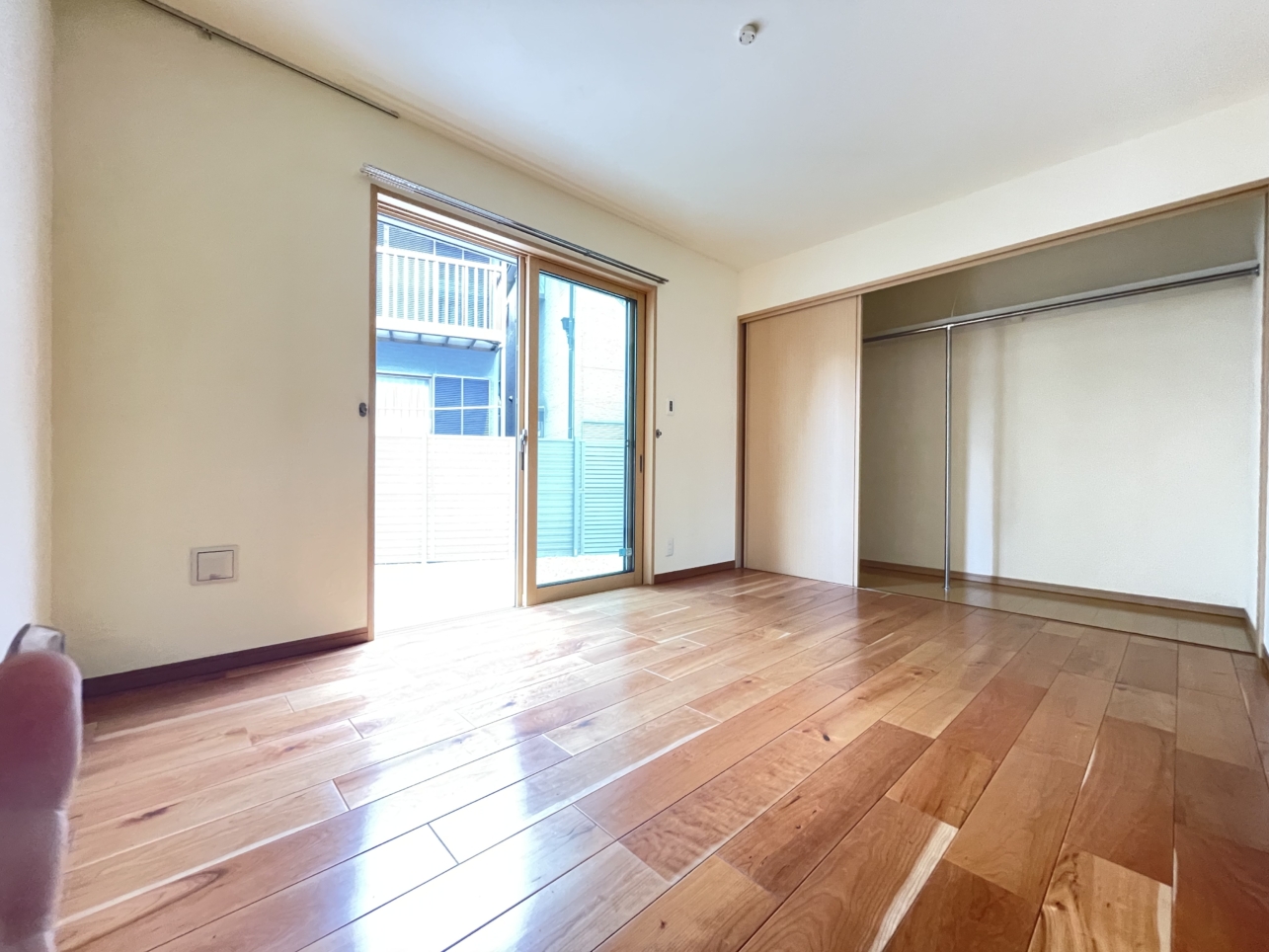 聖蹟桜ヶ丘徒歩10分☆使いやすい1LDKのお部屋【ザ・カメリア102号室】