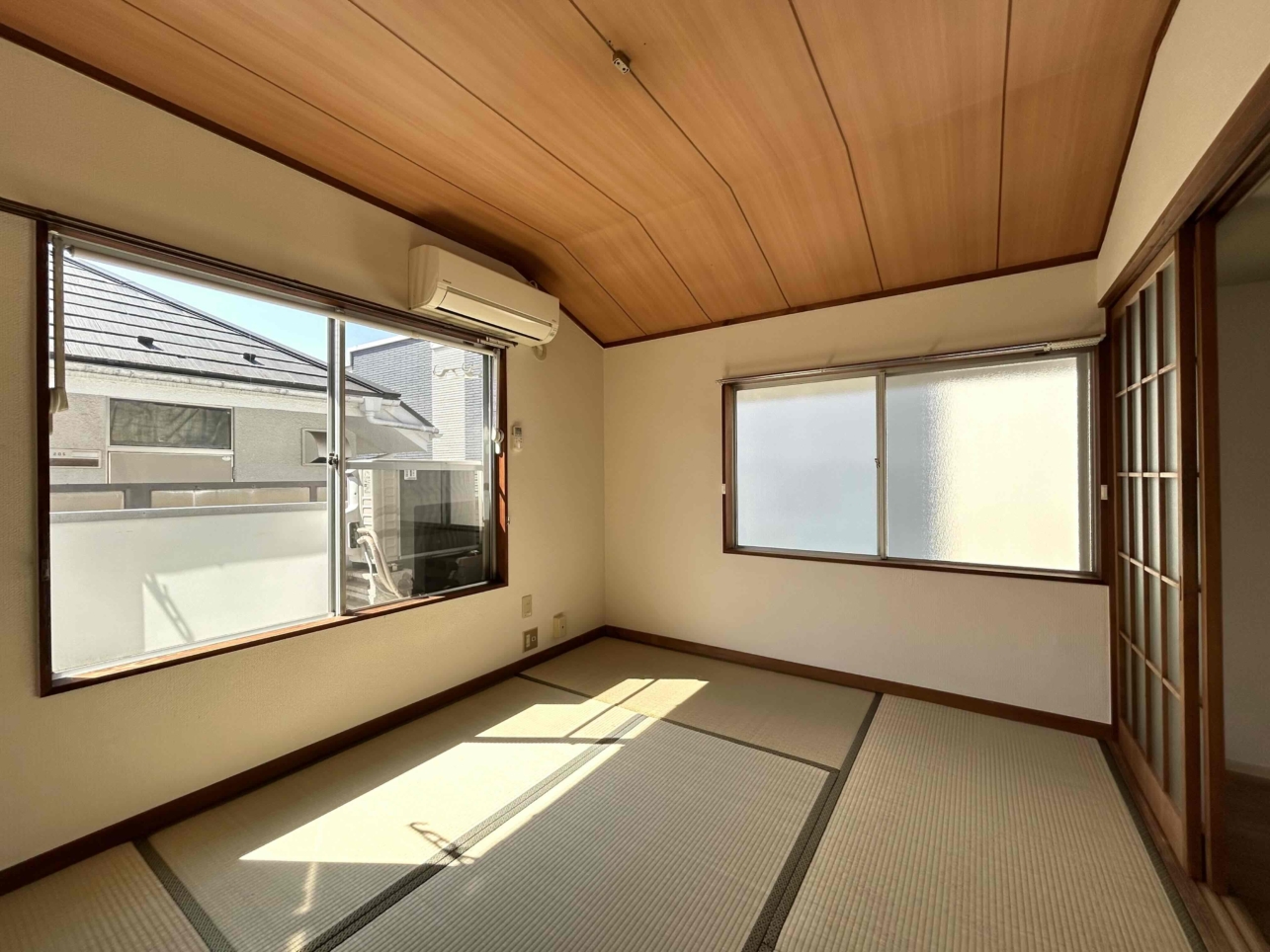 国分寺から15分圏内！２階の角部屋ございます（コーポⅠ）