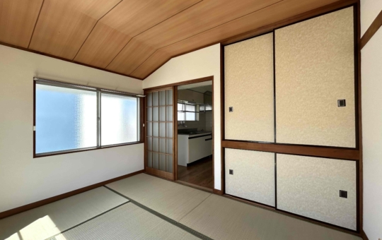 国分寺から15分圏内！２階の角部屋ございます（コーポⅠ）