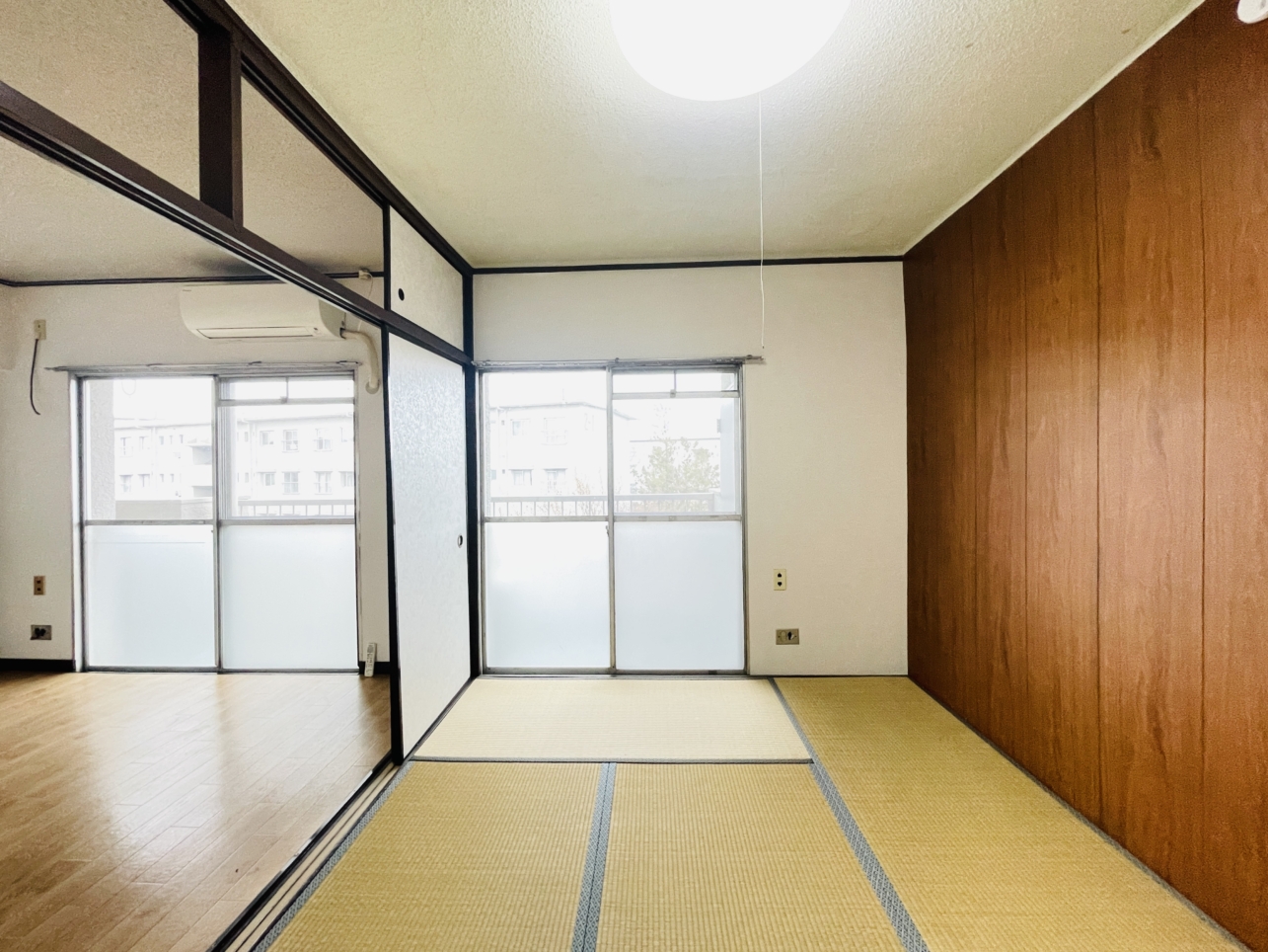 【左近山団地２街区２号棟】敷地内駐車場完備の分譲マンションタイプです♪