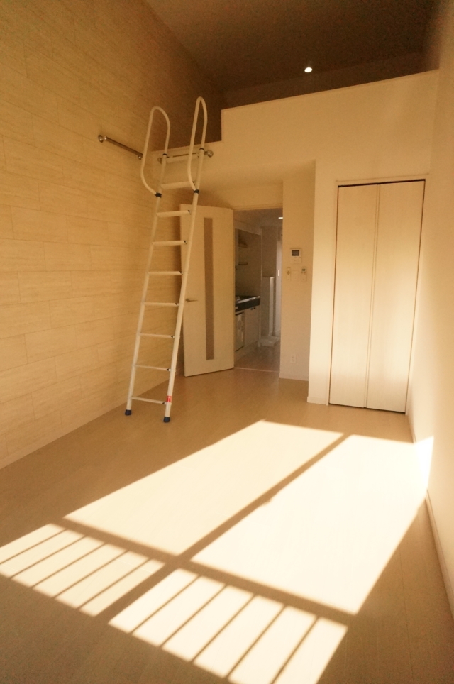 広々5.7帖のロフト付き、築浅のお部屋☆【アスコート古淵】