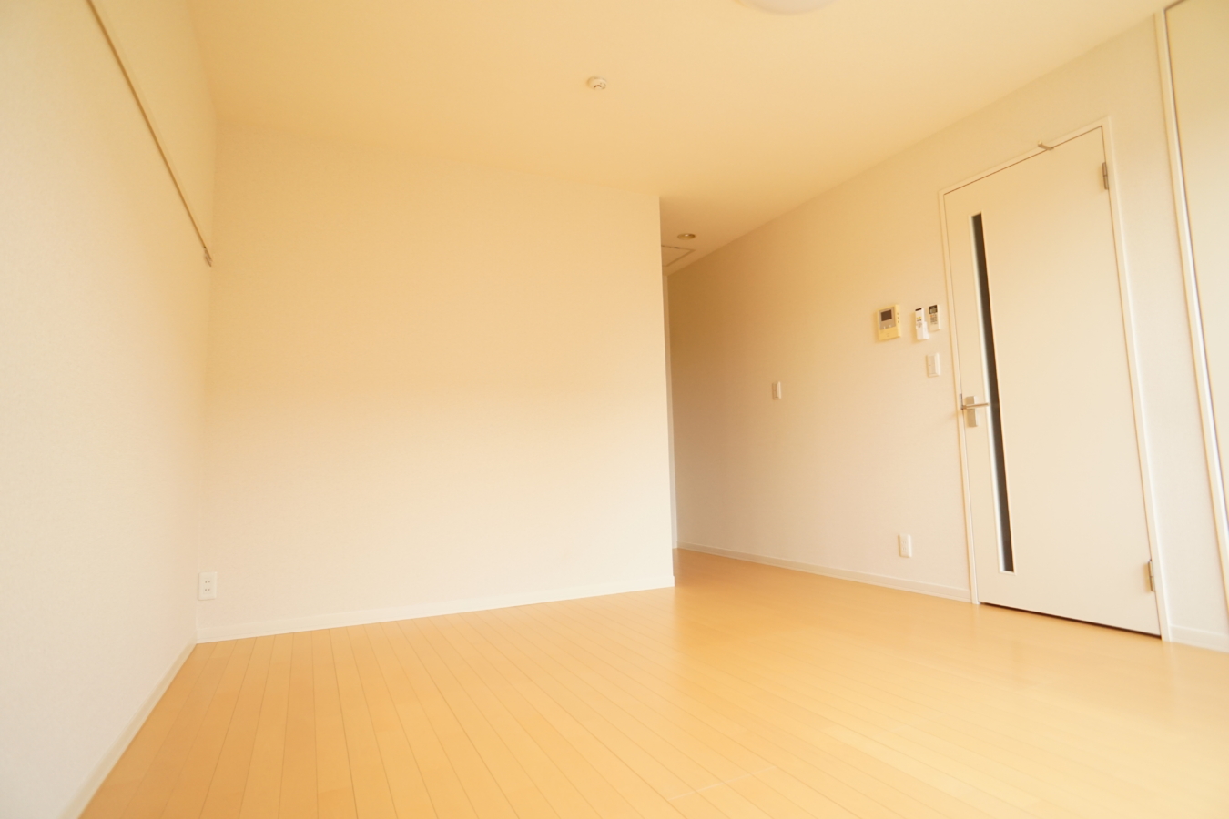 人気の積水ハウス☆広々8.6帖１Kのお部屋（リヴィエール）