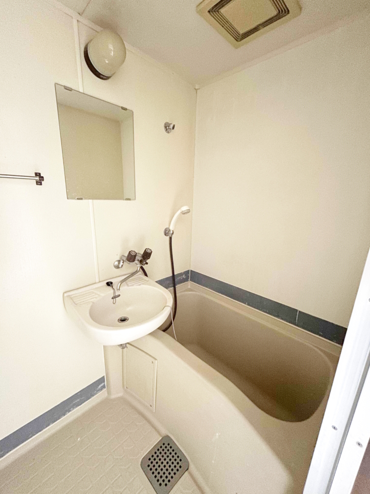洋室７帖☆人気の風呂トイレ別の物件☆国立駅が最寄りのお部屋です♪