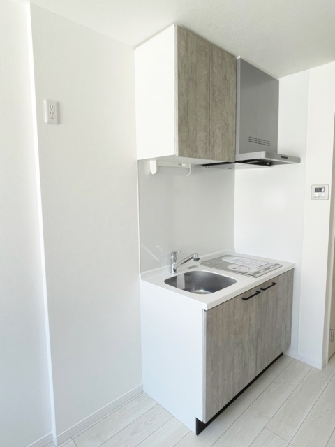 ☆北欧風の家具もマッチするお部屋☆（ミント白鷺）