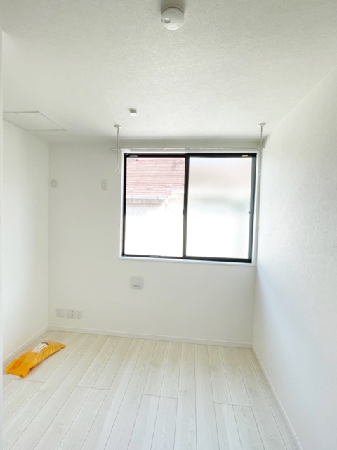 ☆北欧風の家具もマッチするお部屋☆（ミント白鷺）
