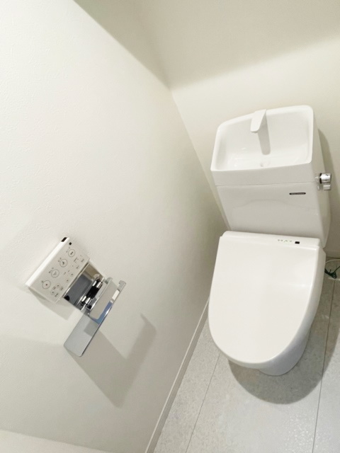 ☆北欧風の家具もマッチするお部屋☆（ミント白鷺）