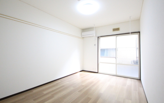新綱島駅から徒歩3分🚶閑静な住宅街の一画です！　IKハイム101号室