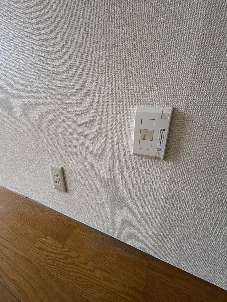 大きな収納が便利なお部屋！【シルクハイツ103】