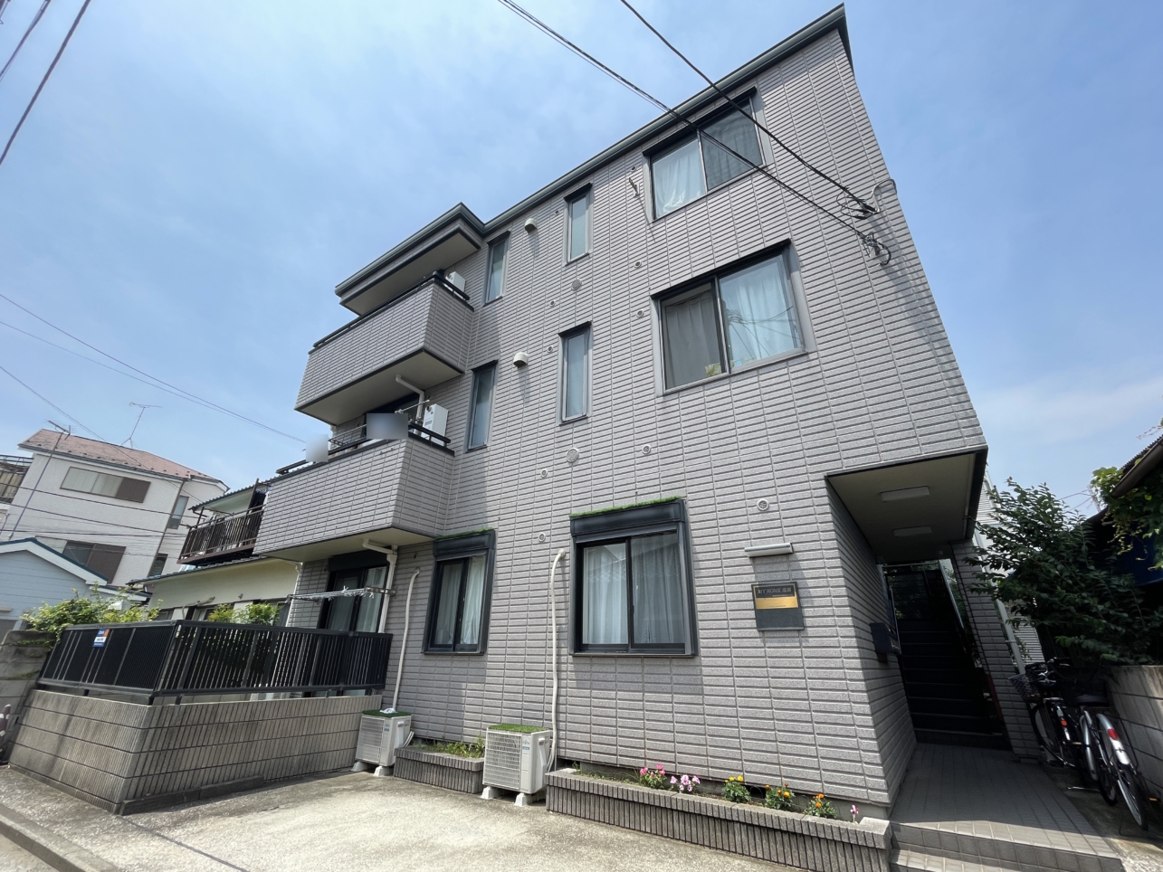 ワンフロア１世帯♪明るい居室【マイホーム滝頭】