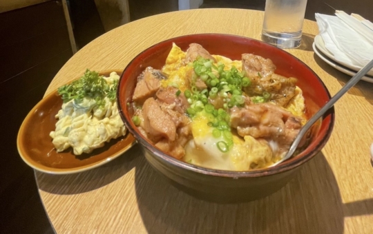 駅からすぐ♪【炭火焼き大衆酒場cacco 居酒屋 焼き鳥 自由が丘】