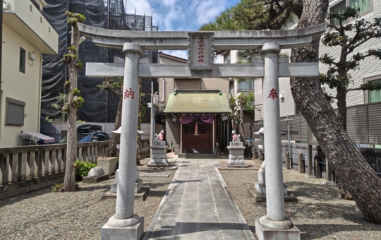 ☆山谷稲荷神社～八幡山～☆