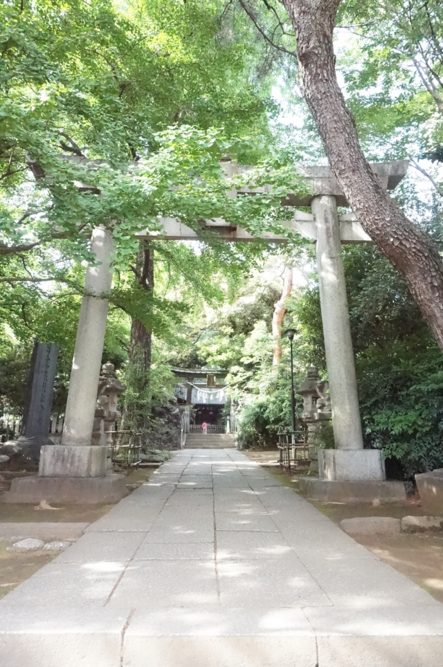 朱塗りの祠で感動のひと時【長崎不動尊】＠椎名町