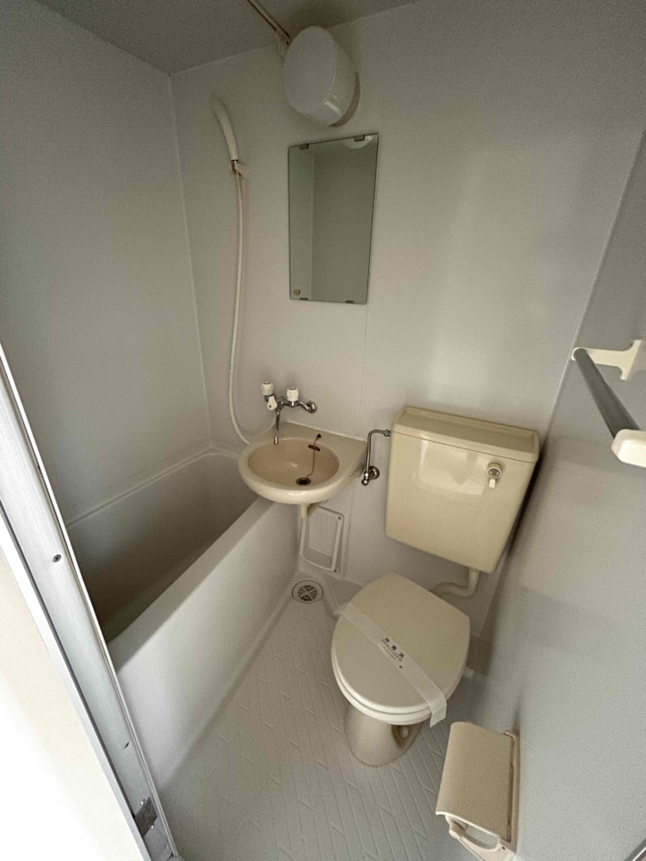 収納棚が充実！ロフト付きの１Kの小平のお部屋です♪（パテイオヴィラ）