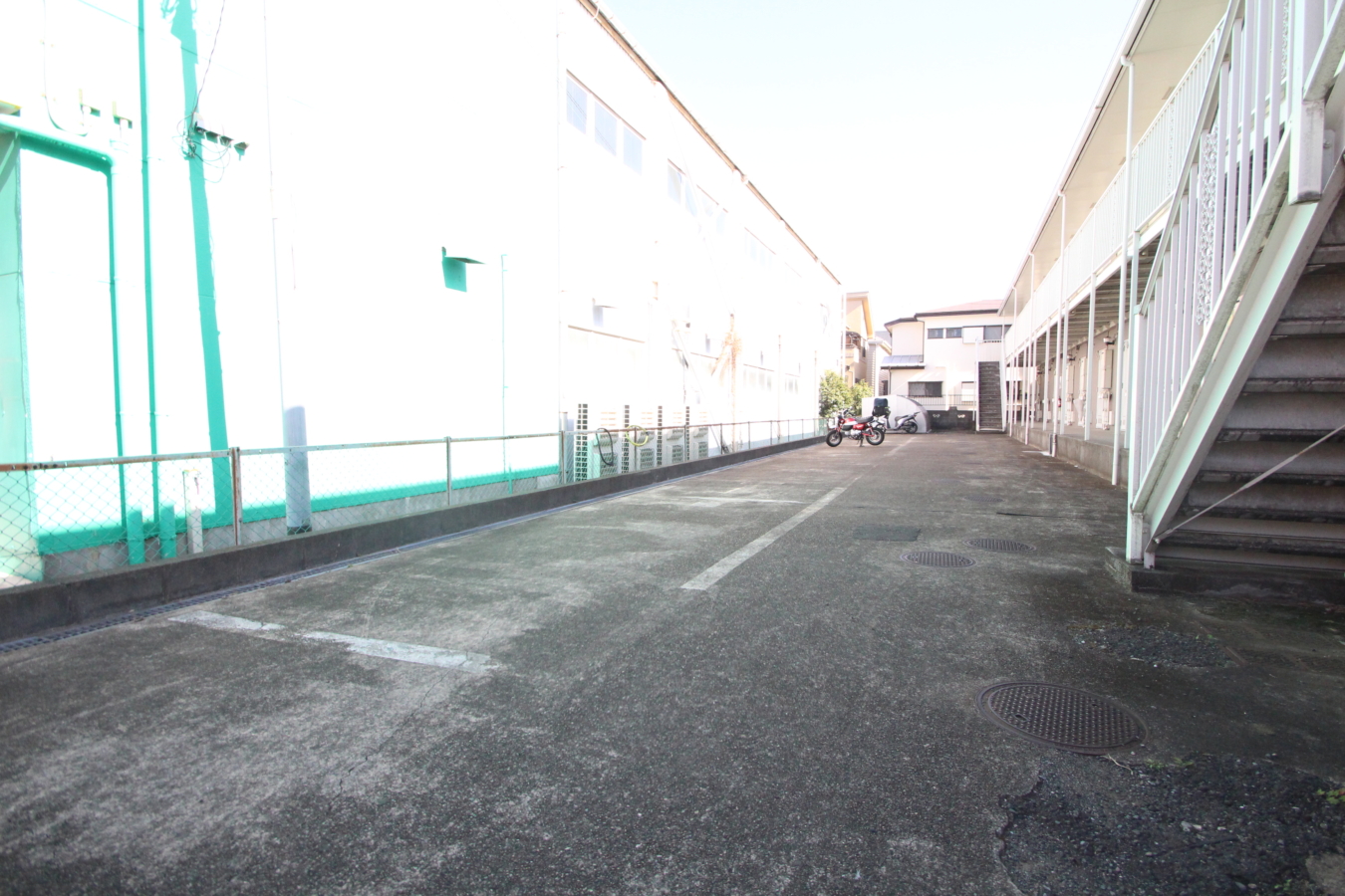 大型バイクも無料駐輪可能🏍️　プラテーク日吉115号室