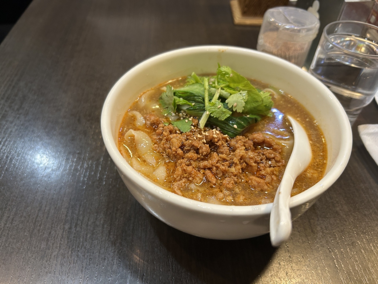横浜駅の本格刀削麺「西安刀削麺」