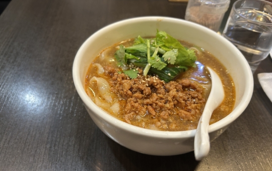 横浜駅の本格刀削麺「西安刀削麺」