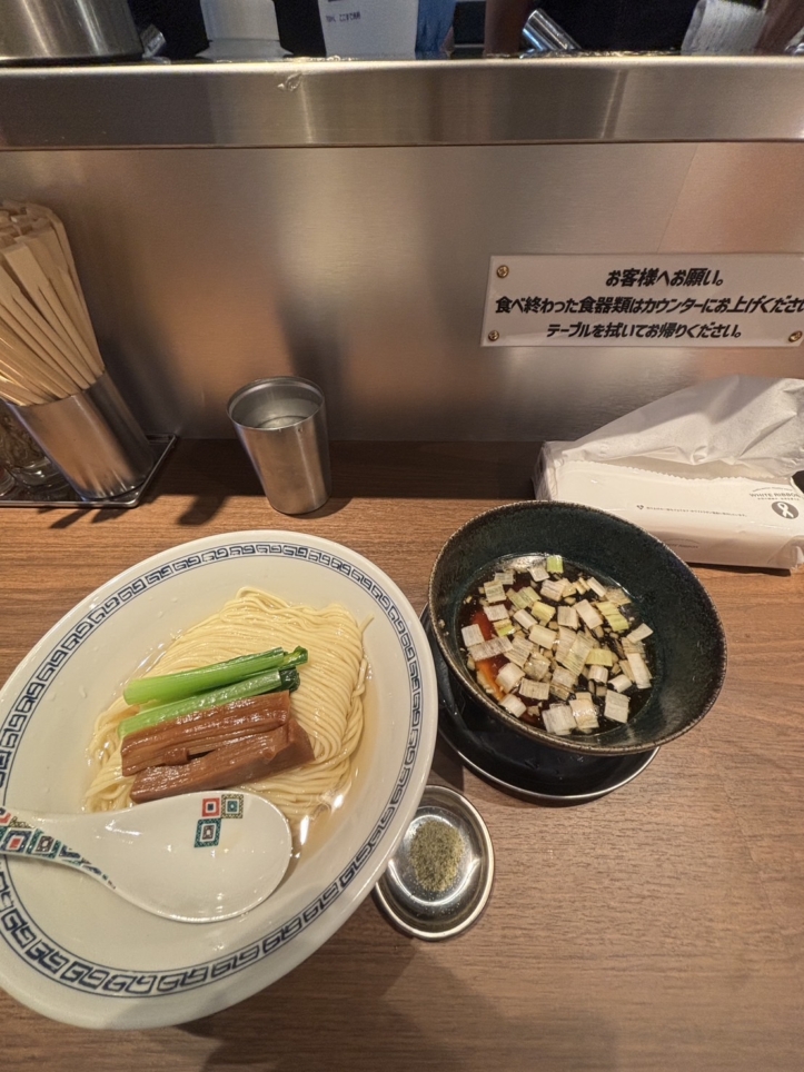 NEW　OPENの人気ラーメン店☆【RAMEN and TSUKEMEN Number.9 自由が丘】