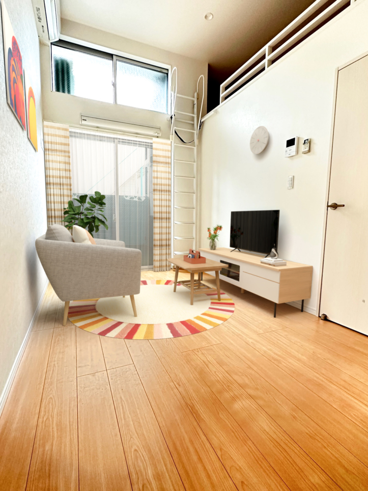 ロフト付きでお部屋広々【アラーラ】