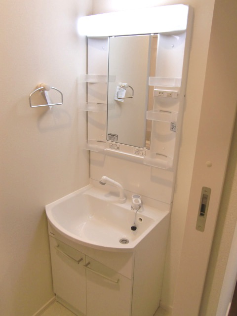 洋室広々8.7帖の開放感のあるお部屋【Ｗｏｏｄｍｏｎｔ　Ｃｏｕｒｔ】