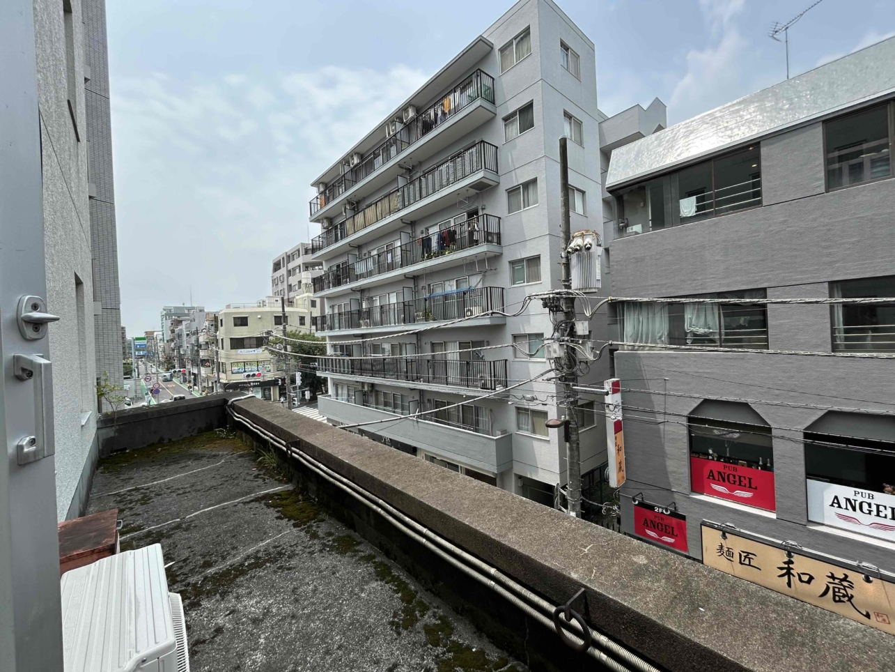 久米川駅徒歩２分！ワンルーム１９帖のお部屋です♪（レスポアール久米川　久米川駅）