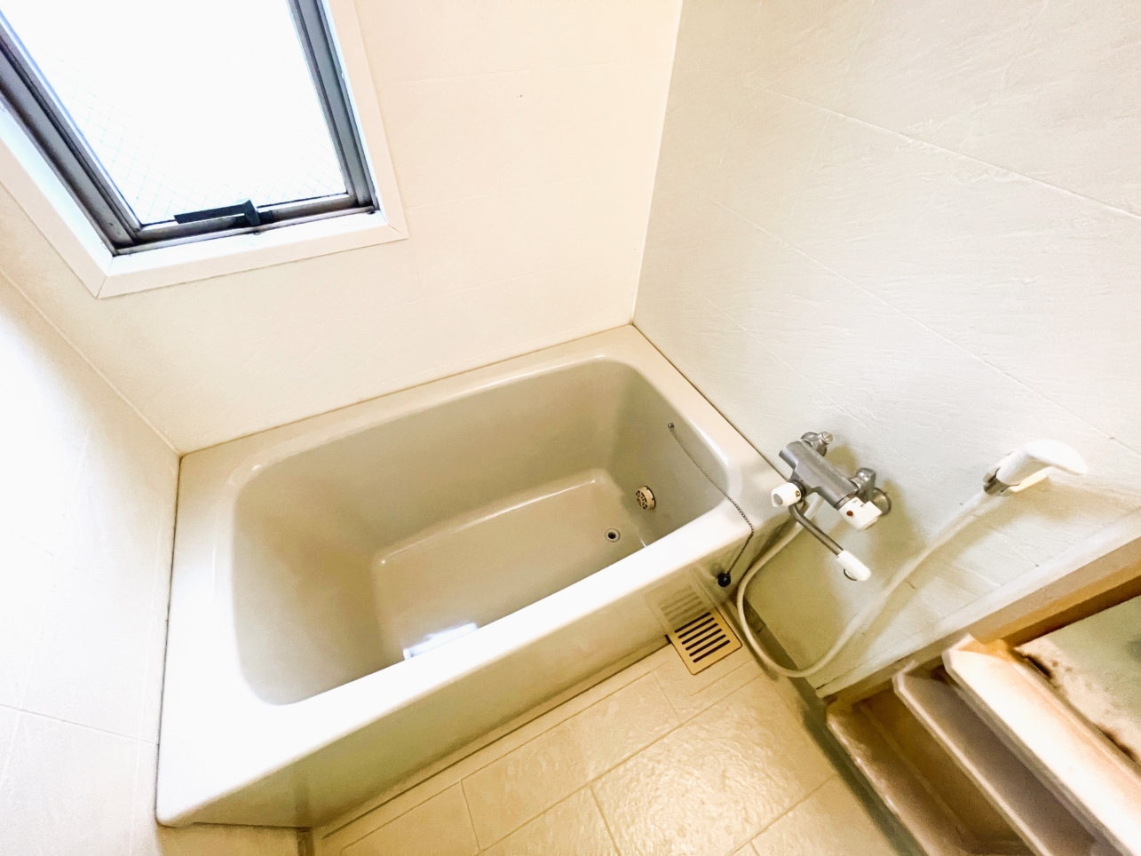 オートロック付2LDK☆(ヴェルジェ多摩201)