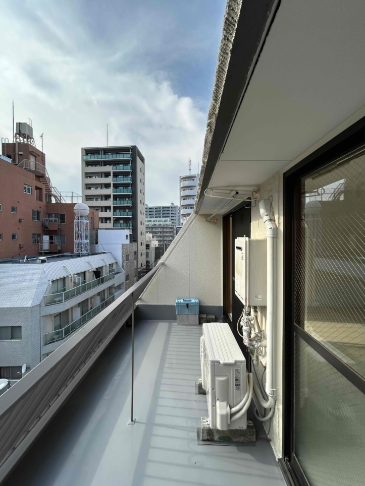 国分寺駅徒歩3分！最上階！広々バルコニー☆（東城ビル　国分寺駅）