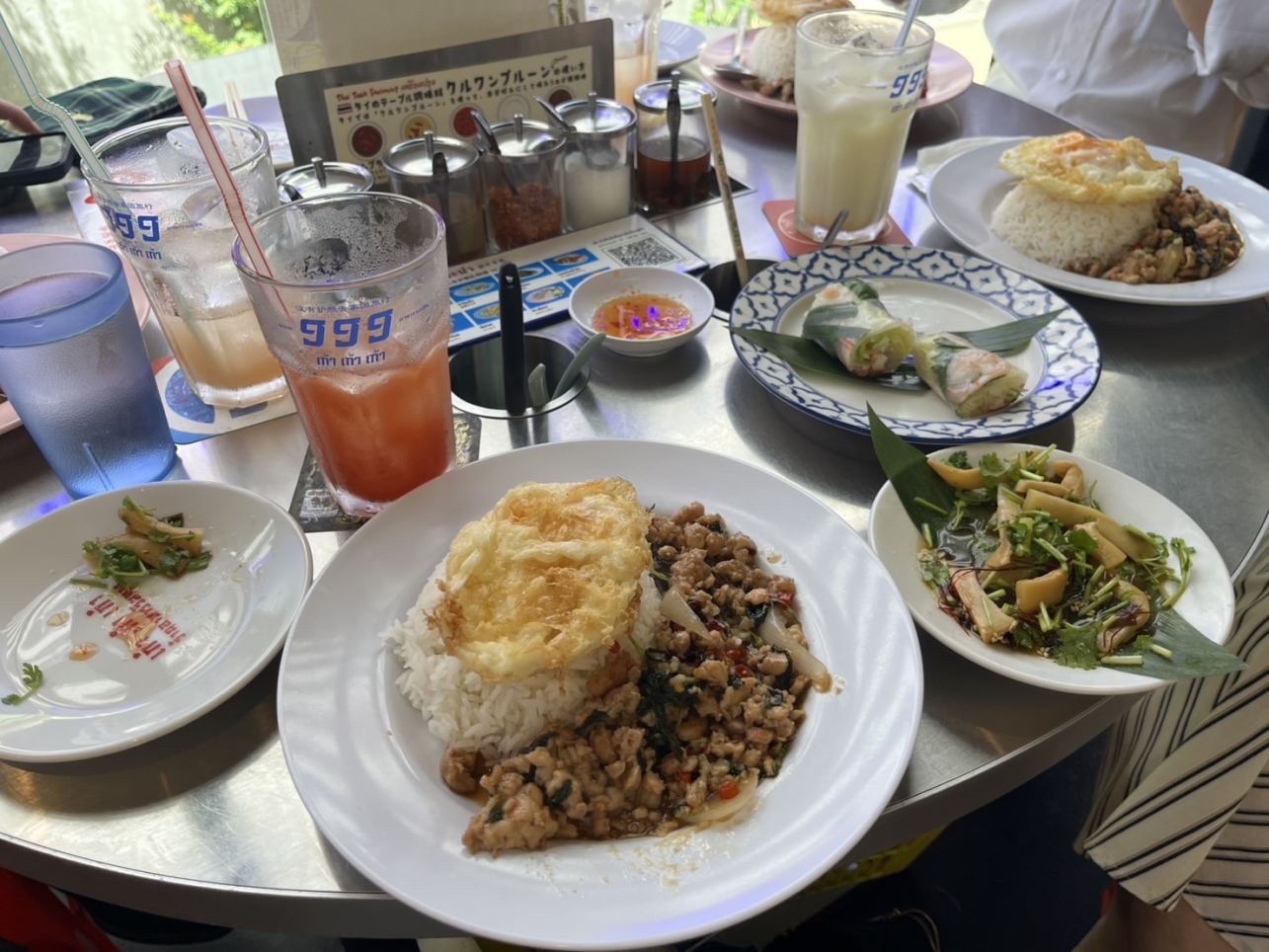 【タイ屋台 999】