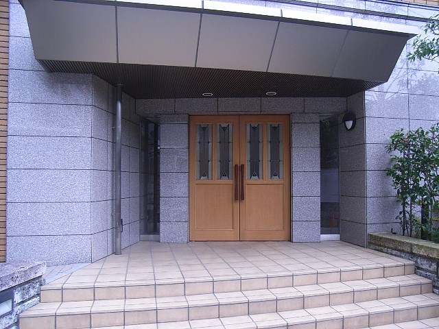 「都会の喧騒を離れ、静かな暮らしを手に入れる」【池尻大橋駅/レジデンス青葉台】