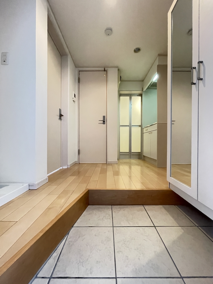 ２面採光でお部屋が明るい♪　最寄り駅まで3分以内！　～アザーレ西横浜A棟～