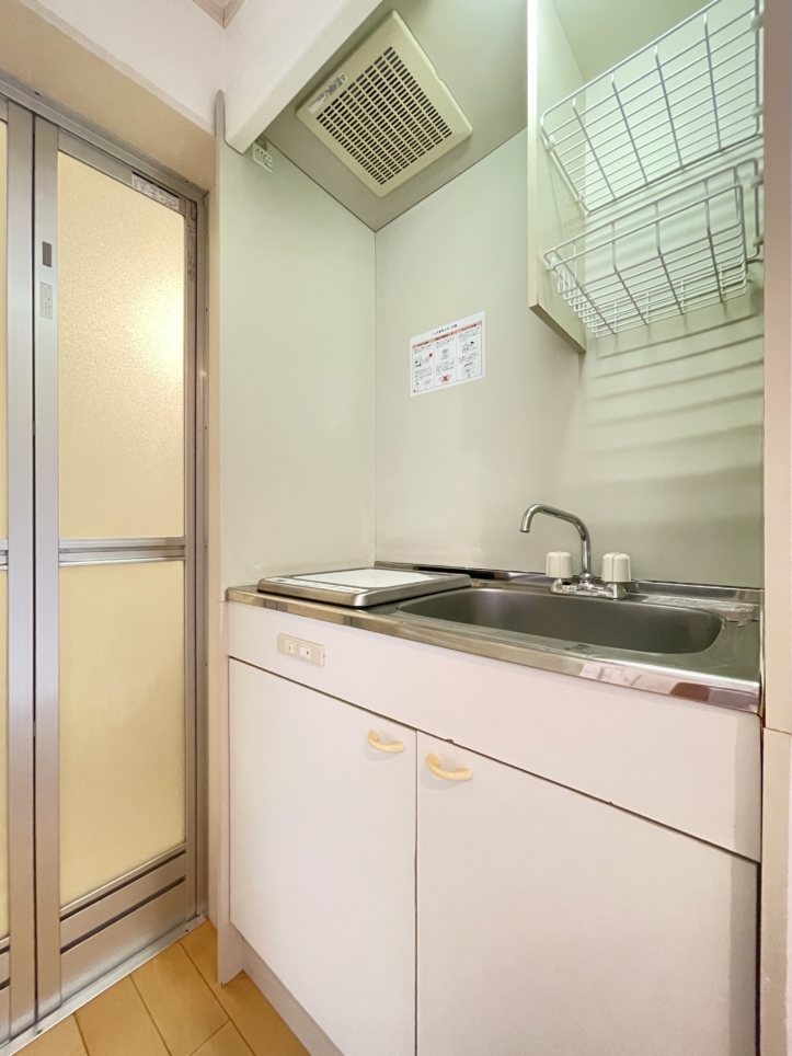 ２面採光でお部屋が明るい♪　最寄り駅まで3分以内！　～アザーレ西横浜A棟～