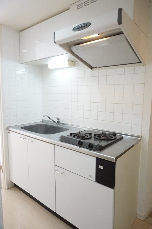 【新宿区】大江戸線若松河田4分・東新宿8分の好立地♪RC造15階建てマンションです♪＜ドルチェ東新宿＞