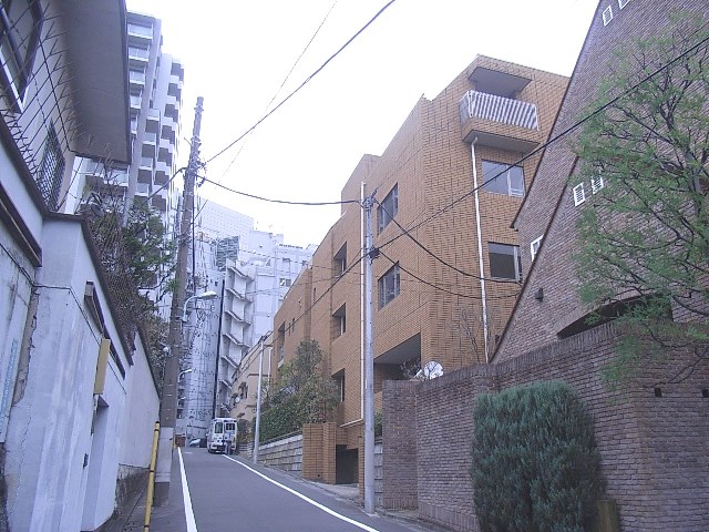 「都会の喧騒を離れ、静かな暮らしを手に入れる」【池尻大橋駅/レジデンス青葉台】