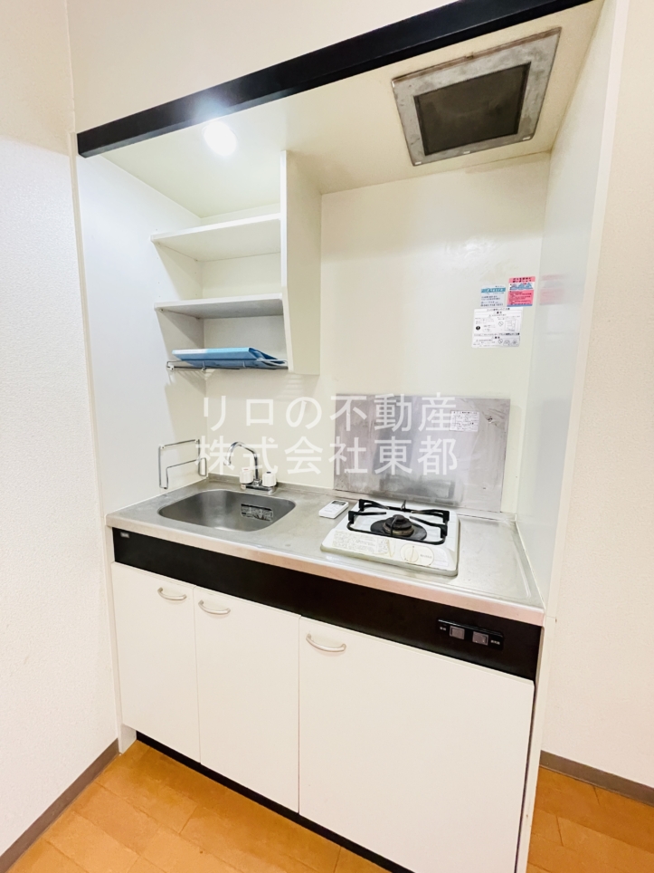モダンなアクセントクロスが落ち着くお部屋♪【HOビル　京急弘明寺駅】