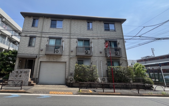 セキスイハイム施工の物件です☆【自由ヶ丘Apartment  101】