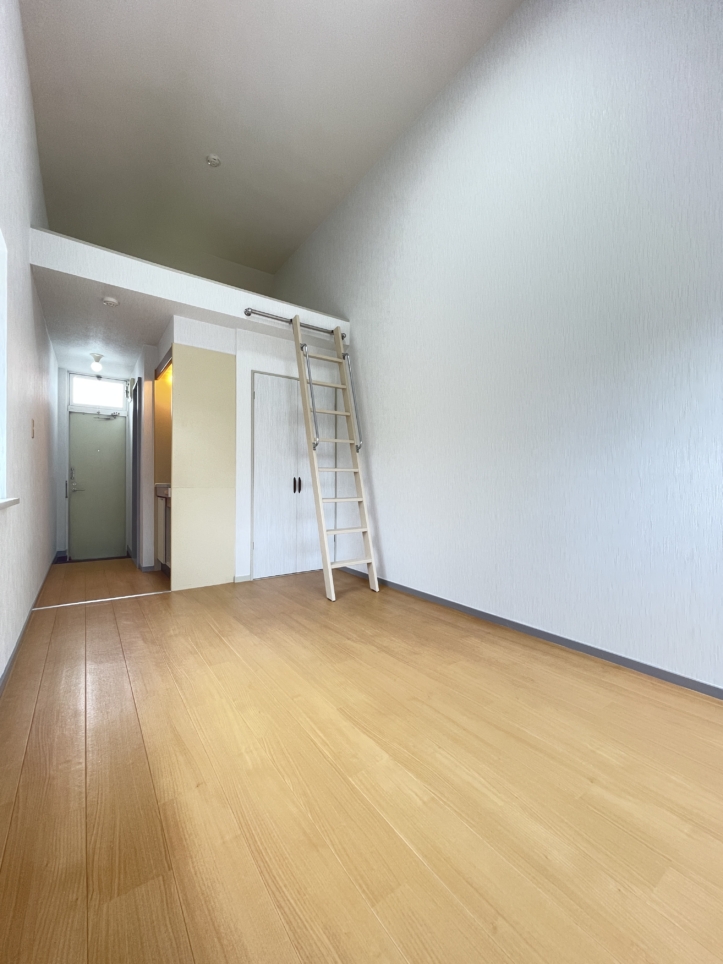 山手にしては優しい賃料　～サンサーラ山手～