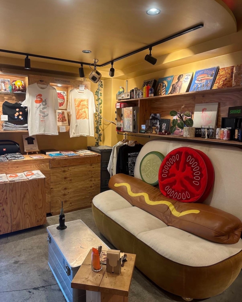 ☆絶品ホットドッグのお店☆(SUNNY HOP)