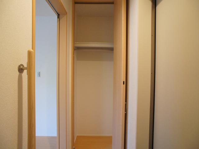 相場より賃料お休み！築浅1LDKマンション！☆パセオコーワ102