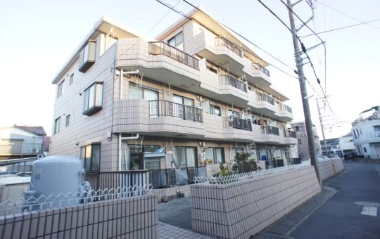 ☆広々ルーフバルコニー付き2DK（シャトースズキ）☆
