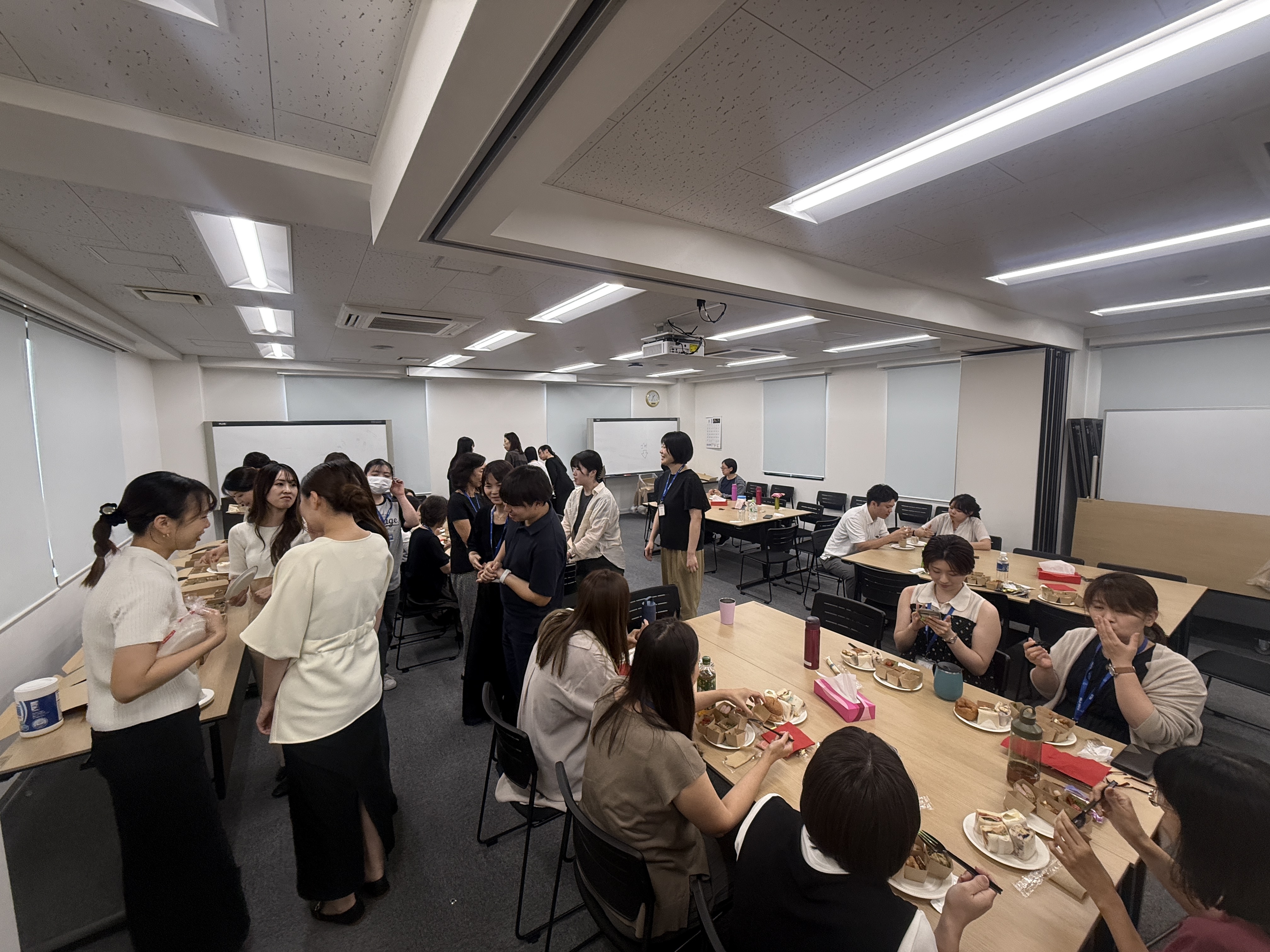 お茶会を開催しました。