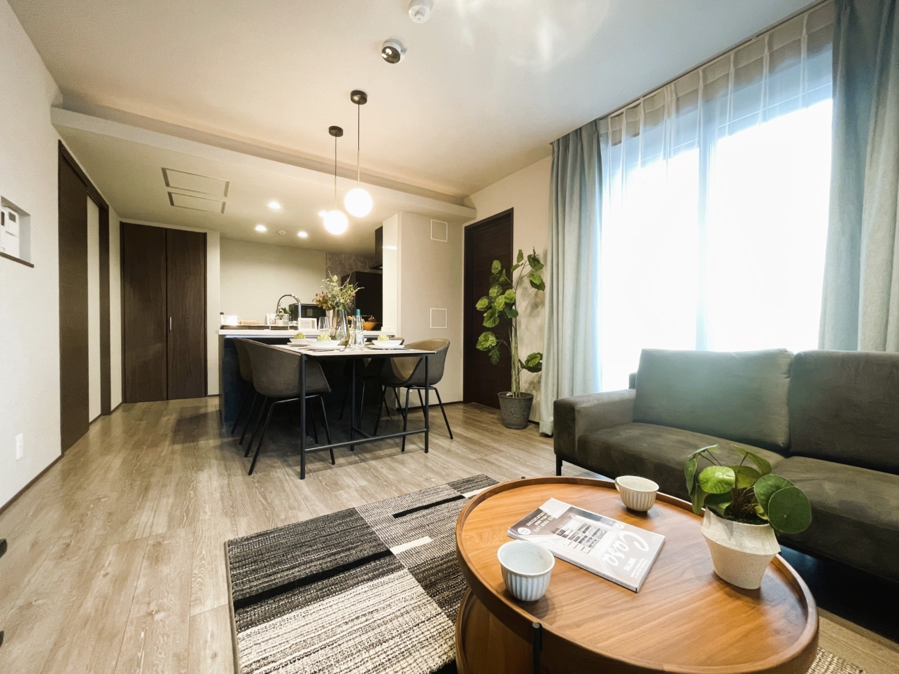 新築シャーメゾン！！ペット飼育と一緒に暮らせる3LDK☆(ヴィルシーナ302)