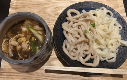【肉汁うどん　麦とろ　柳　向ヶ丘遊園駅】☆