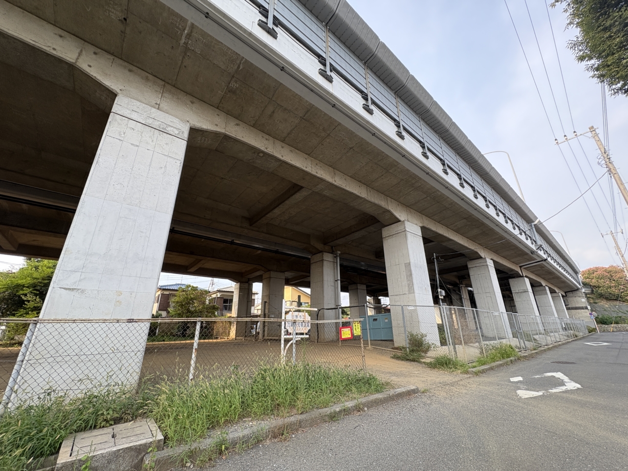 日野市児童遊園は日陰で遊べます♪