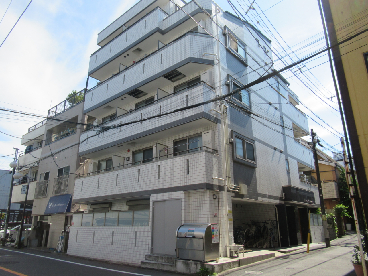 安心オートロック付きの広々1DK！❣【モン・シャトー平和の森】